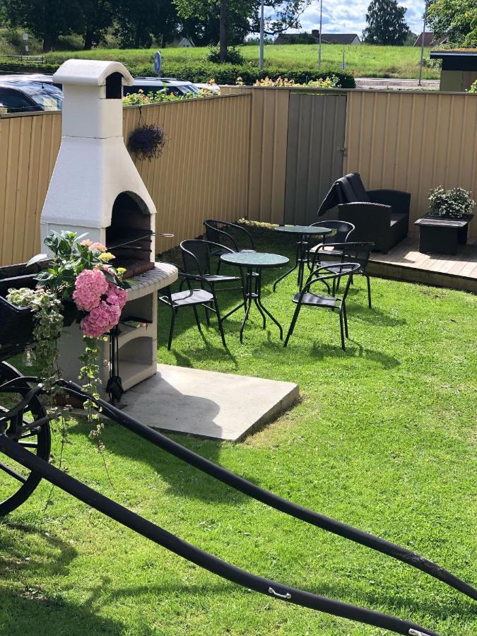Jaernvaegshotellet B&B سكارا المظهر الخارجي الصورة
